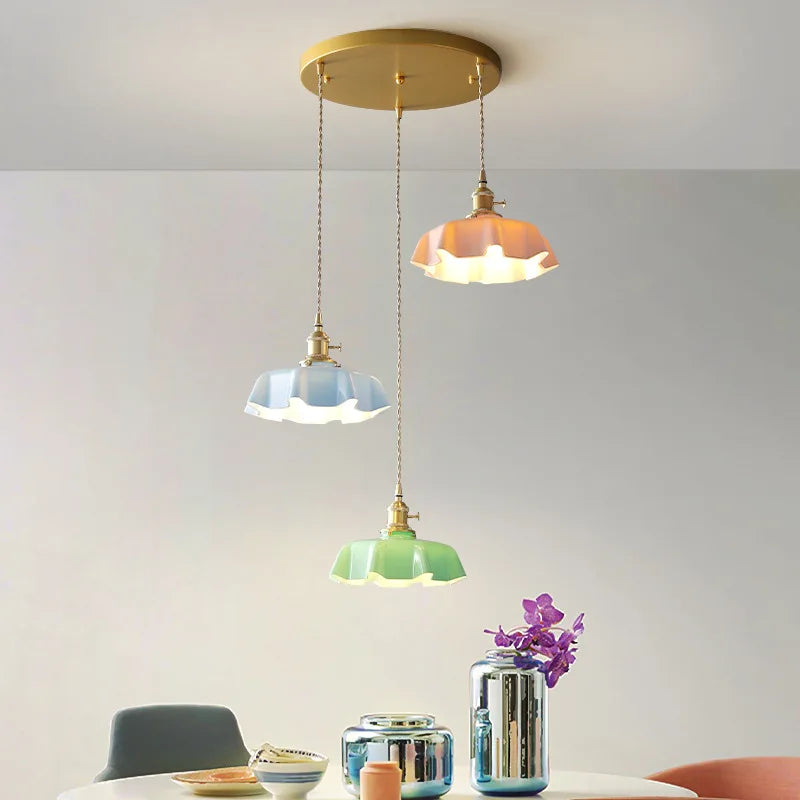 ClassicGleam - Luminaire en laiton au design intemporel