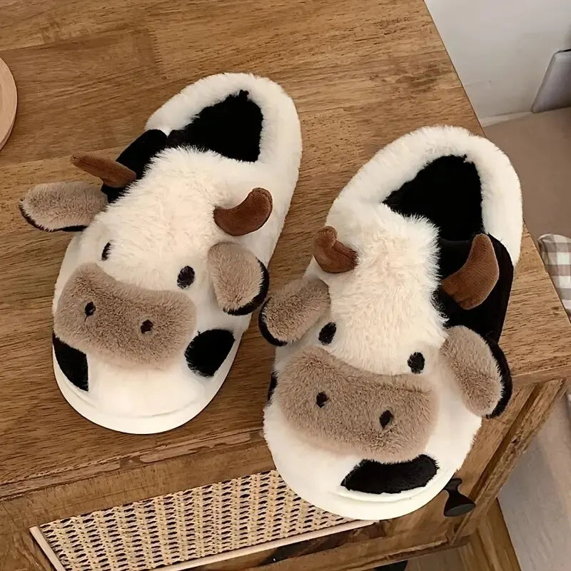 PlushCow - Pantoufles d'hiver amusantes et douillettes