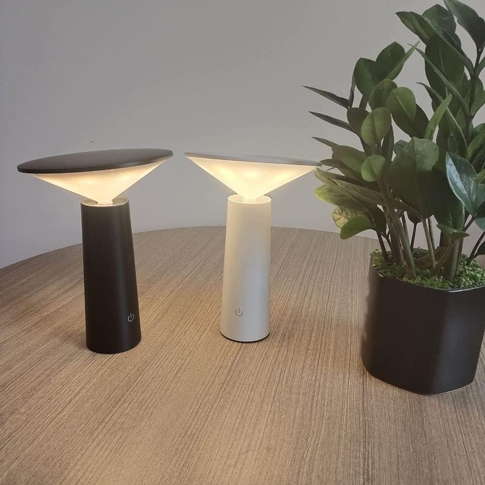 AdjustaLume - Lampe de Table D’extérieur LED avec Bras Ajustable et Éclairage Pivotant