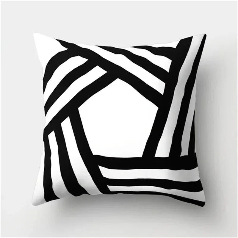 Housse de Coussin Géométrique Noir et Blanc – Sublimez Votre Décoration Intérieure avec un Style Chic