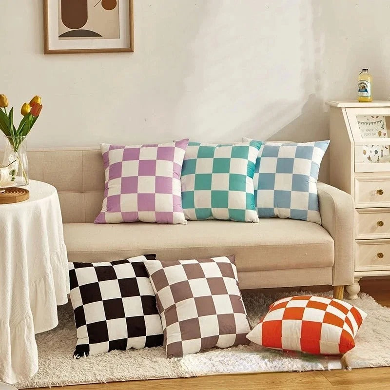 Housse de Coussin à Carreaux Checkerboard Mode – Décoration Rétro pour Chaque Espace