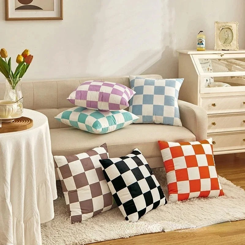 Housse de Coussin à Carreaux Checkerboard Mode – Décoration Rétro pour Chaque Espace