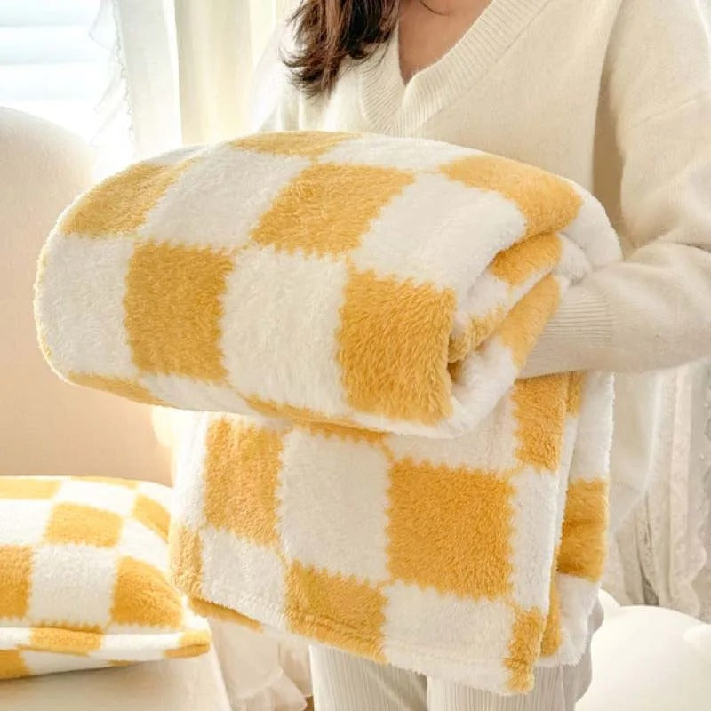 Couverture en Polaire Flanelle Panda Jaune et Blanche – Confort Douillet pour Chaque Espace